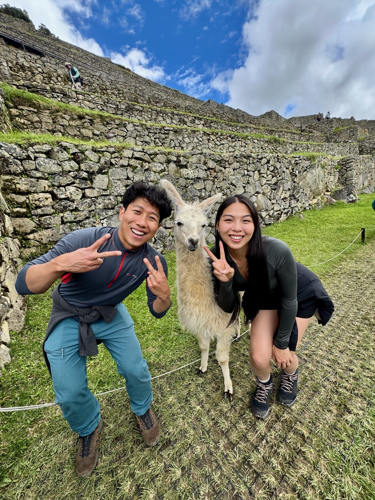 Con una llama en Machu Picchu